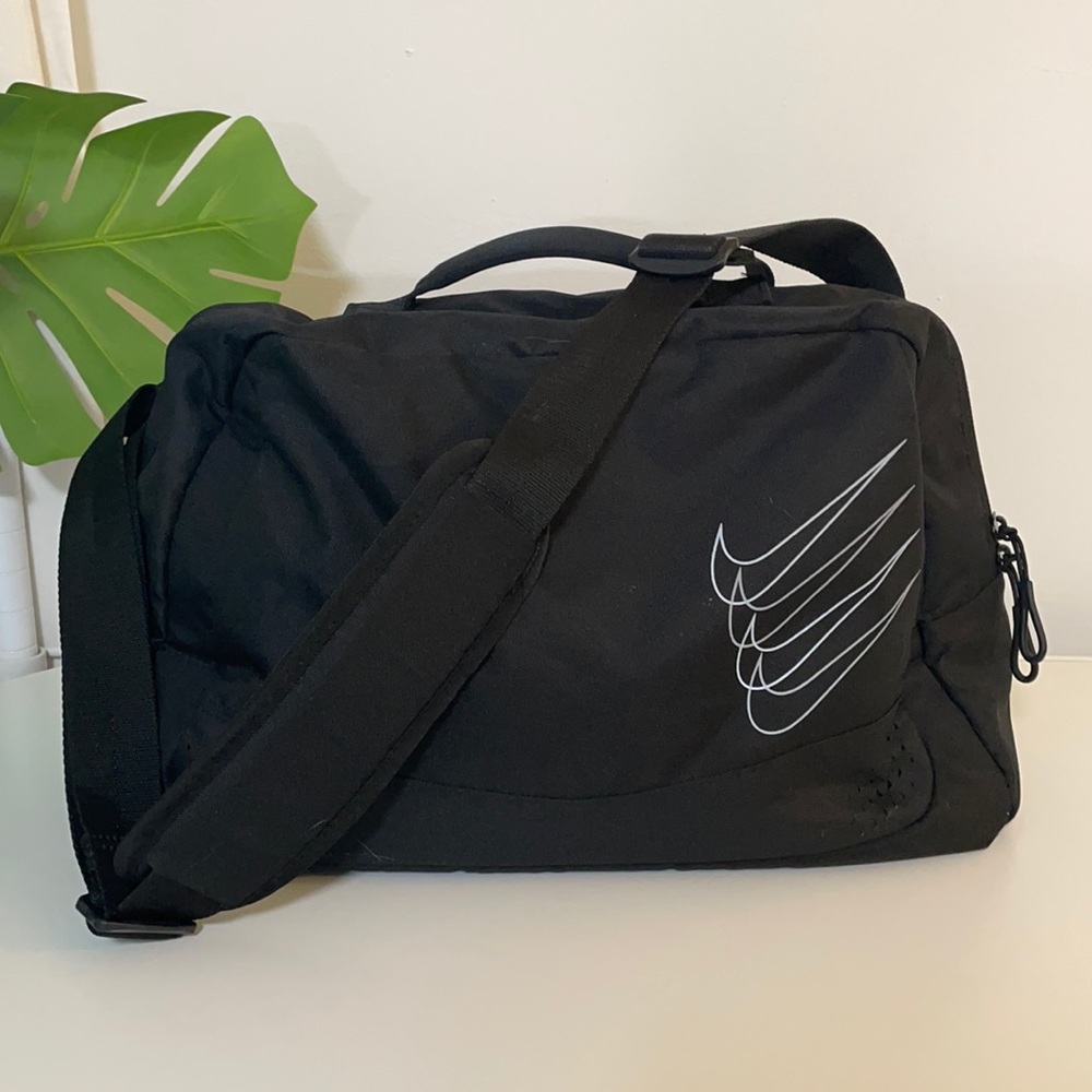 Nike Crossbody Gym Bag
